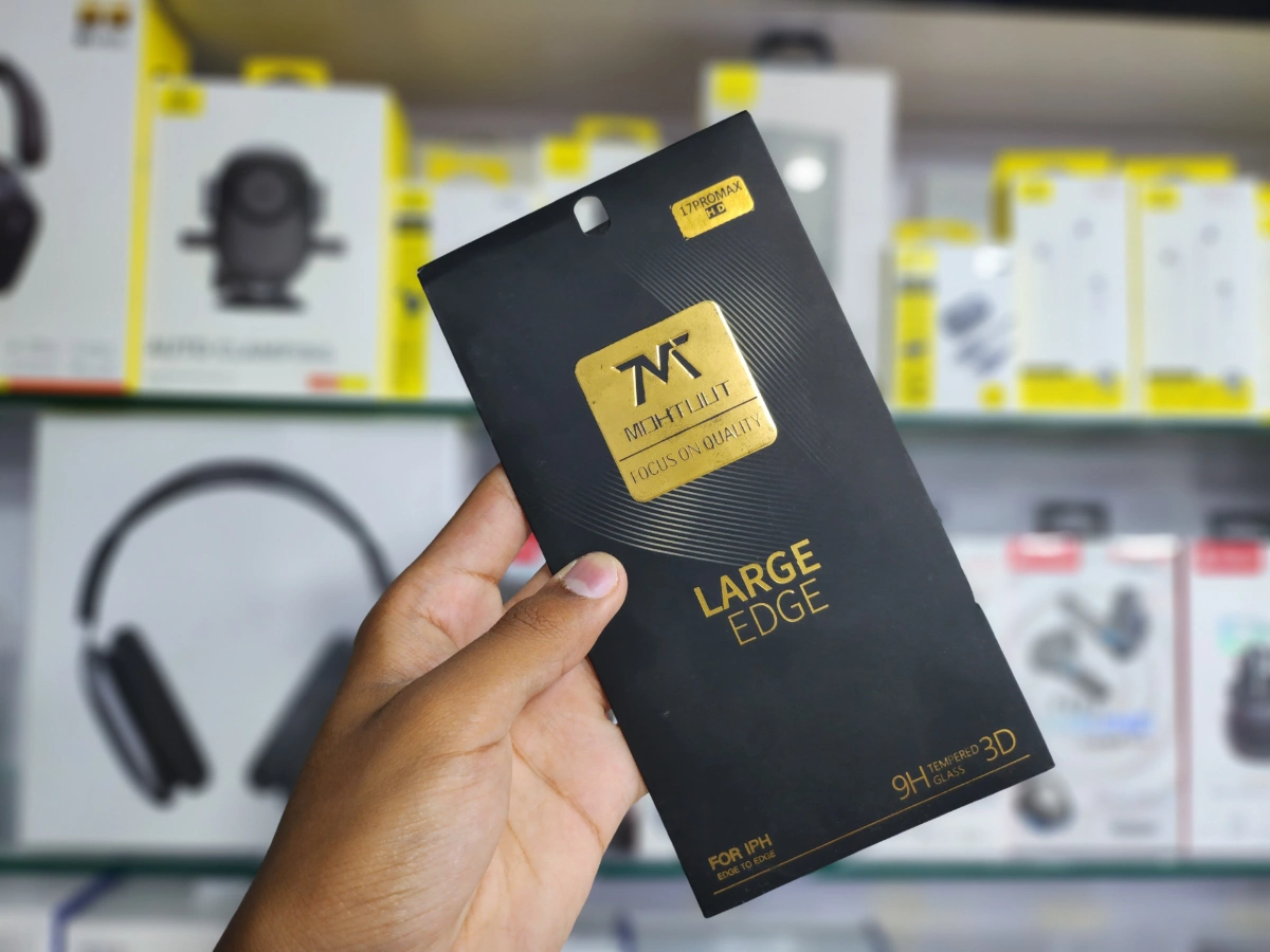 Apple Mohtuut Large Edge 3d Tempered Glass iPhone 17 Pro Max — Box Packed